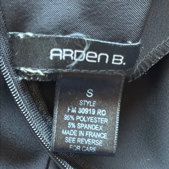 Arden B Women’s Little Black Dress Sleeveless Fitted Dress size Small - Picture 8 of 13